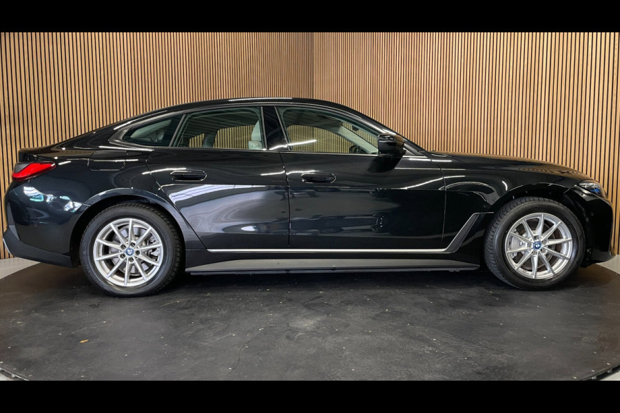 BMW i4 EDrive40 High Executive 84 kWh|95% SOH|VOLLEDER|HEAD-UP|ACC|CARPLAY|CAMERA 360|STOELVERWARMING|ELEK.A-KLEP|NAVI|NAP|NL-AUTO