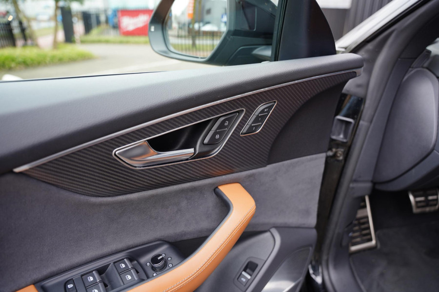 Audi RSQ8 4.0 TFSI Quattro Keramische Remmen / Leder Terracotta