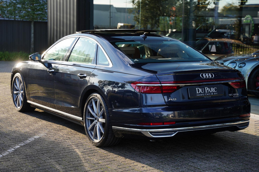 Audi A8 55 TFSI Quattro / Vierwielbesturing / Panoramadak / B&O
