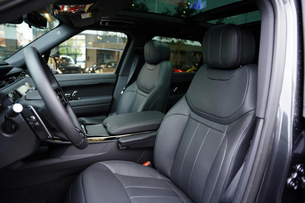 Land Rover Range Rover Sport P460 E Dynamic HSE In Control / Massage / 23 Inch / Elek. Trekhaak