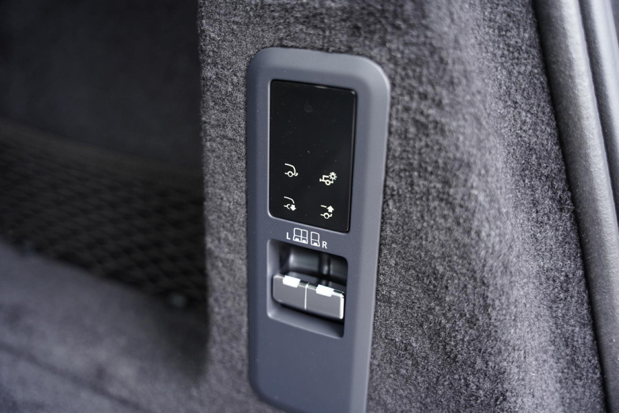 Land Rover Range Rover Sport P460 E Dynamic HSE In Control / Massage / 23 Inch / Elek. Trekhaak