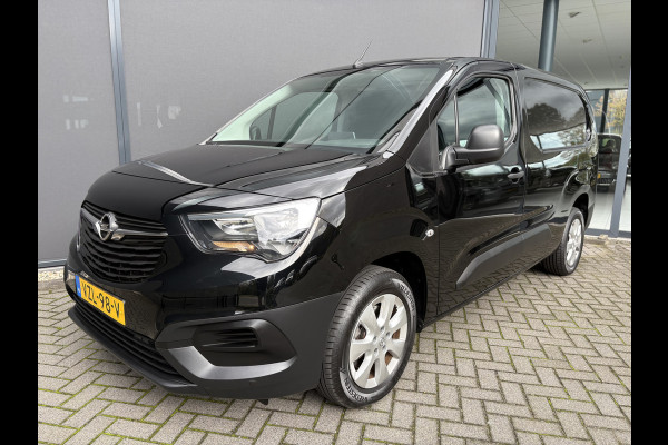 Opel Combo 1.5D L2H1 Airco - Apple carplay - Parkeersensoren - Navigatie - Tussenschot volledig - Zijschuifdeur rechts - Licht metalen velgen 16 inch - Radio - Start/stop systeem - Bluetooth - Cruise control - Elektrische ramen - stuur multifunctioneel - Centrale vergrendeling met afstandsbediening