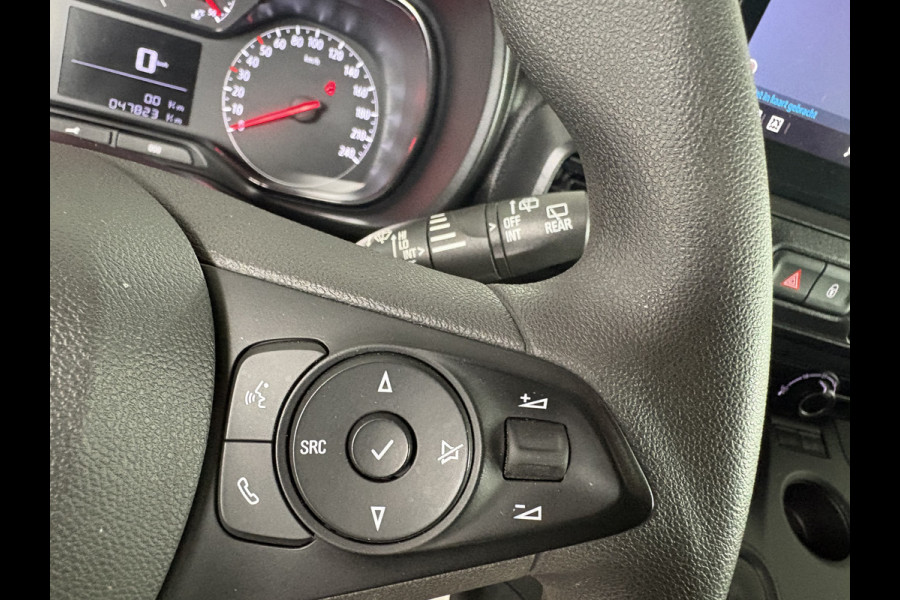 Opel Combo 1.5D L2H1 Airco - Apple carplay - Parkeersensoren - Navigatie - Tussenschot volledig - Zijschuifdeur rechts - Licht metalen velgen 16 inch - Radio - Start/stop systeem - Bluetooth - Cruise control - Elektrische ramen - stuur multifunctioneel - Centrale vergrendeling met afstandsbediening