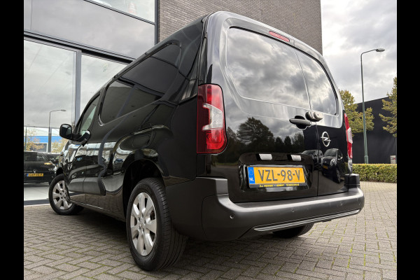 Opel Combo 1.5D L2H1 Airco - Apple carplay - Parkeersensoren - Navigatie - Tussenschot volledig - Zijschuifdeur rechts - Licht metalen velgen 16 inch - Radio - Start/stop systeem - Bluetooth - Cruise control - Elektrische ramen - stuur multifunctioneel - Centrale vergrendeling met afstandsbediening