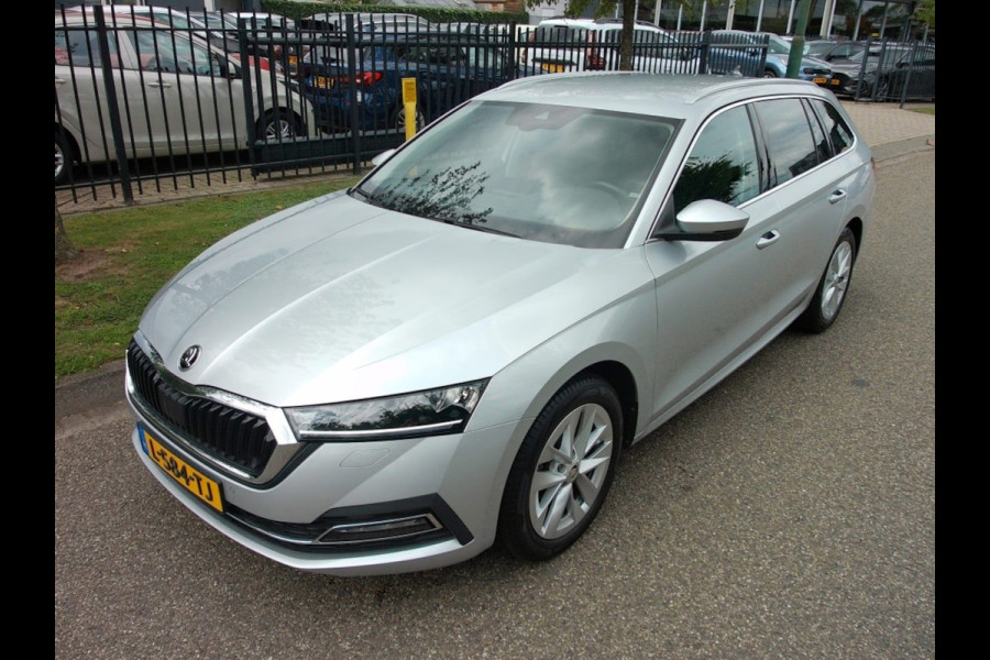 Škoda Octavia Combi 1.0 TSI Business Edition Plus