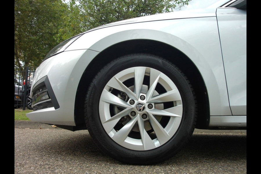 Škoda Octavia Combi 1.0 TSI Business Edition Plus