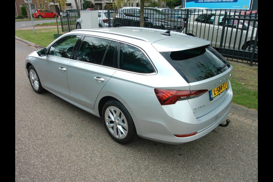 Škoda Octavia Combi 1.0 TSI Business Edition Plus