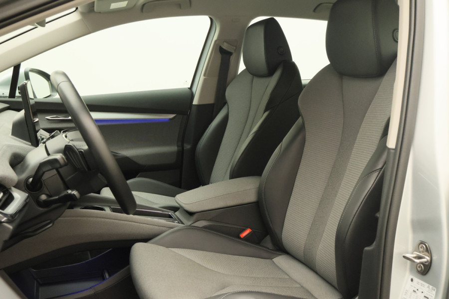 Škoda ENYAQ iV 80 SOH 96,4%, ACC, Dodehoeksensor, Camera, Stuur-/Stoelverwarming, Apple Carplay, PDC