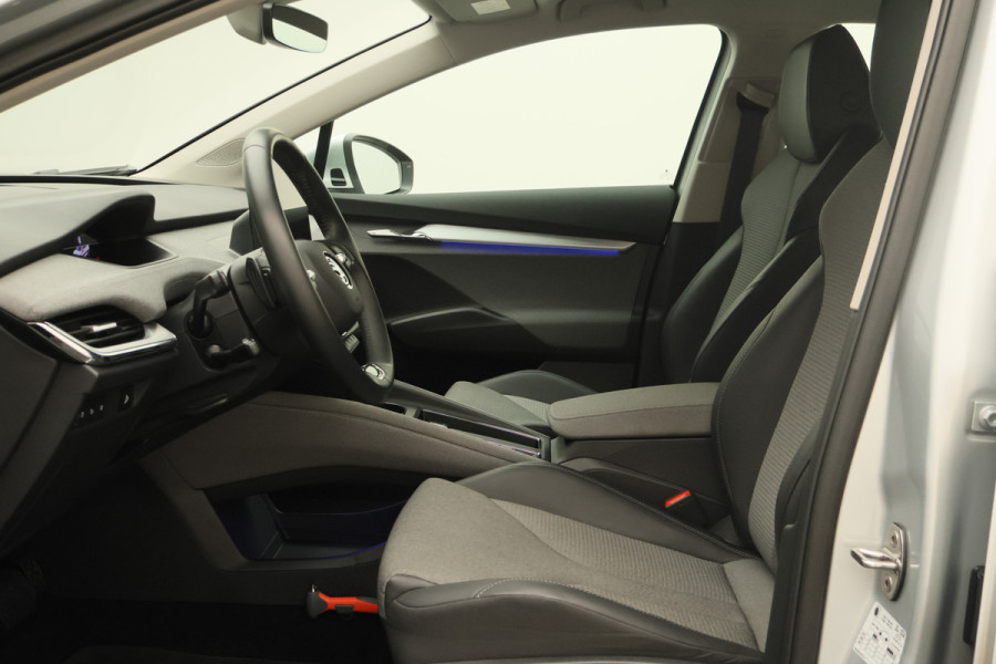 Škoda ENYAQ iV 80 SOH 96,4%, ACC, Dodehoeksensor, Camera, Stuur-/Stoelverwarming, Apple Carplay, PDC