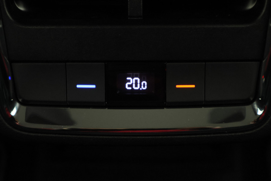 Škoda ENYAQ iV 80 SOH 96,4%, ACC, Dodehoeksensor, Camera, Stuur-/Stoelverwarming, Apple Carplay, PDC