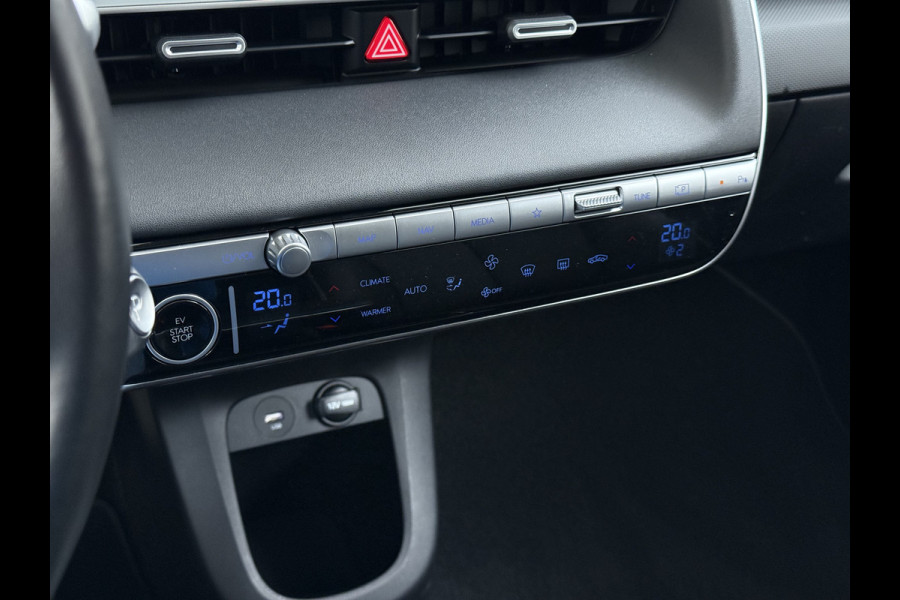 Hyundai IONIQ 5 Lounge 73kWh SOH 96% Leder Trekhaak Adap.Cruise Bose®-Audio Warmtepomp Elek.Stoelen+Memory Head-Up Display 360°Camera Stoel+Stuu Apple Carplay Android Auto Elek.Achterklep Ecc Privacy Glas Lmv 19" DAB Regen-Lichtsensor 1.600KG Trekgewicht 1e Eigenaar Origineel Nederlandse Auto