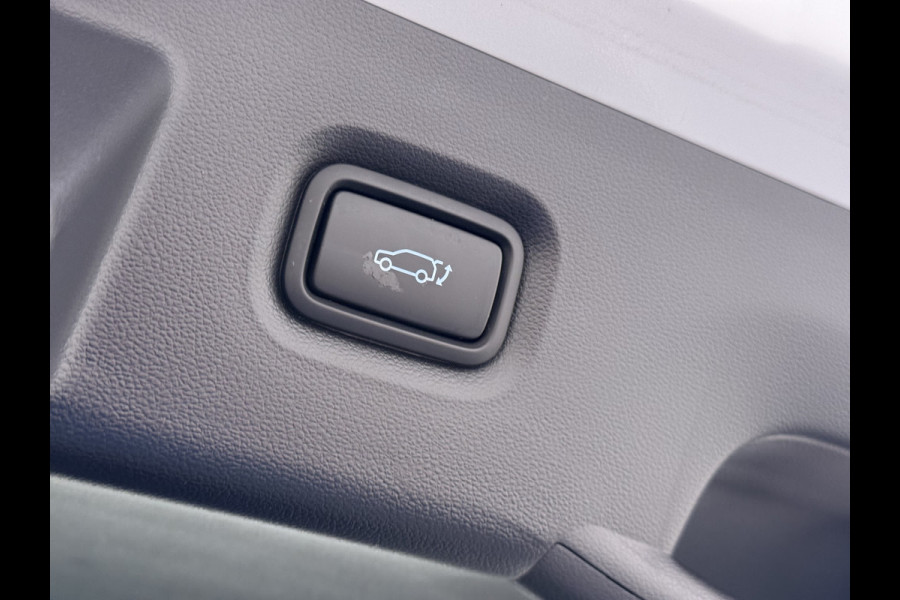 Hyundai IONIQ 5 Lounge 73kWh SOH 96% Leder Trekhaak Adap.Cruise Bose®-Audio Warmtepomp Elek.Stoelen+Memory Head-Up Display 360°Camera Stoel+Stuu Apple Carplay Android Auto Elek.Achterklep Ecc Privacy Glas Lmv 19" DAB Regen-Lichtsensor 1.600KG Trekgewicht 1e Eigenaar Origineel Nederlandse Auto