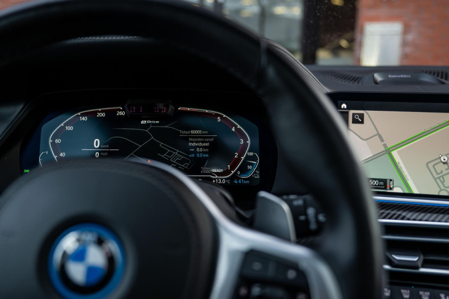 BMW X5 xDrive45e M-Sport Bowers & Wilkins M-Seats Carbon