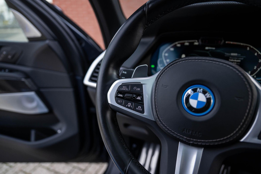 BMW X5 xDrive45e M-Sport Bowers & Wilkins M-Seats Carbon