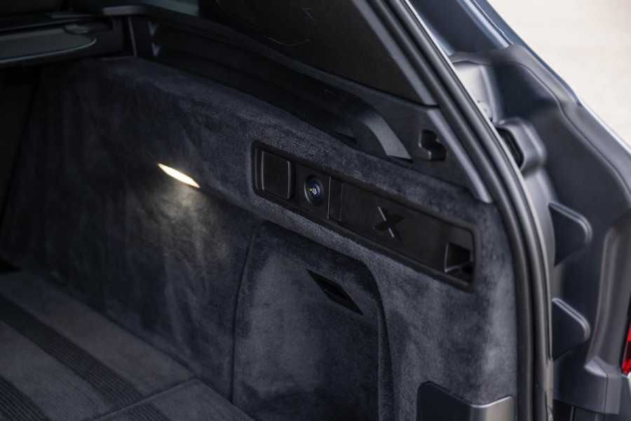 BMW X5 xDrive45e M-Sport Bowers & Wilkins M-Seats Carbon