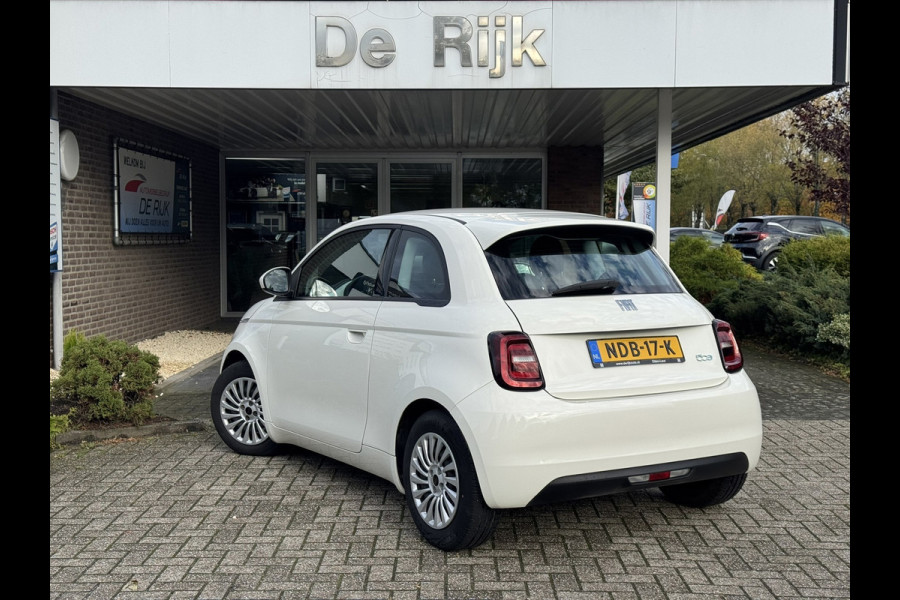 Fiat 500E Urban 24 kWh | SOH 94,5% | Carplay/Android, Cruise, Climate, DAB | Dealeronderhouden |