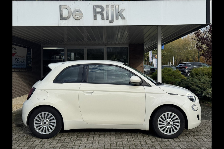 Fiat 500E Urban 24 kWh | SOH 94,5% | Carplay/Android, Cruise, Climate, DAB | Dealeronderhouden |
