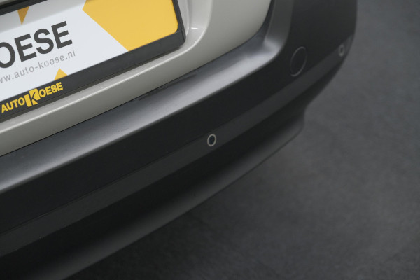 Citroën C3 PureTech 82 Feel | Parkeersensoren | Apple Carplay | Navigatie | Zwart dak