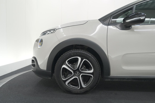 Citroën C3 PureTech 82 Feel | Parkeersensoren | Apple Carplay | Navigatie | Zwart dak