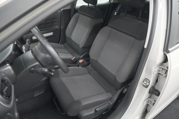 Citroën C3 PureTech 82 Feel | Parkeersensoren | Apple Carplay | Navigatie | Zwart dak