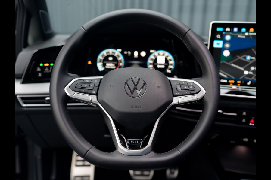 Volkswagen Golf 1.5 eTSI 50 Edition | Panodak | Stoelgeheugen | Head up | Trekhaak Elk. Wegkl. | Harman/ Kardon | Prijs Rijklaar!!
