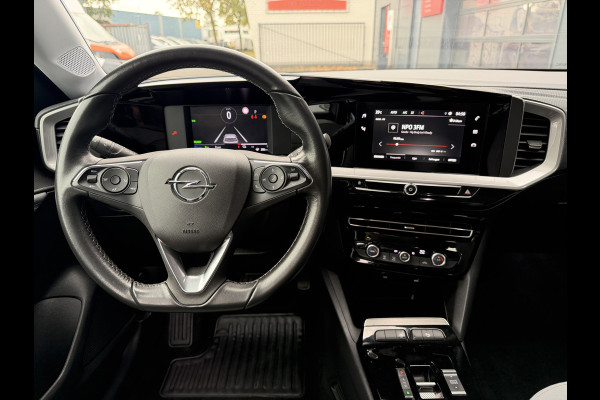 Opel Mokka-e Elegance (Camera - Automatische Airco - Navigatie via APP - LED - 17"incl 4S - Parkeersensoren - Keyless start)