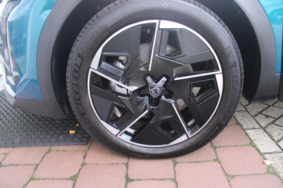 Peugeot e-408 GT AVANTAGE 58 kWh | PANORAMA SCHUIF/KANTEL DAK | WARMTEPOMP | HIFI PACK: (DRAADLOZE TELEFOONLADER, FOCAL PREMIUM HIFI SYSTEEM MET 10 SPEAKERS) | 360 VISION & DRIVE ASSIST PLUS PACK: (360° CAMERA MET 4 HD CAMERA'S, CLEAN CABIN,3D NAVIGATIE SYSTEEM) |  ELEKTRISCH VERSTELBARE VOORSTOELEN MET MASSAGE FUNCTIE EN STOELVERWARMING | BEKLEDING ALCANTARA/KUNSTLEDER | DRAADLOZE APPLE CARPLAY/ANDROID AUTO | 19" LICHTMETALEN VELGEN "GRAPHITE" | LED MATRIX KOPLAMPEN | DONKERE HEMELBEKLEDING | SFEER VERLICHTING | ELEKTRISCH BEDIENBARE ACHTERKLEP | PACK DRIVE PLUS PACK: (PACK SAFETY,