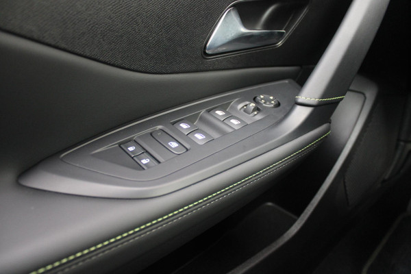 Peugeot e-408 GT AVANTAGE 58 kWh | PANORAMA SCHUIF/KANTEL DAK | WARMTEPOMP | HIFI PACK: (DRAADLOZE TELEFOONLADER, FOCAL PREMIUM HIFI SYSTEEM MET 10 SPEAKERS) | 360 VISION & DRIVE ASSIST PLUS PACK: (360° CAMERA MET 4 HD CAMERA'S, CLEAN CABIN,3D NAVIGATIE SYSTEEM) |  ELEKTRISCH VERSTELBARE VOORSTOELEN MET MASSAGE FUNCTIE EN STOELVERWARMING | BEKLEDING ALCANTARA/KUNSTLEDER | DRAADLOZE APPLE CARPLAY/ANDROID AUTO | 19" LICHTMETALEN VELGEN "GRAPHITE" | LED MATRIX KOPLAMPEN | DONKERE HEMELBEKLEDING | SFEER VERLICHTING | ELEKTRISCH BEDIENBARE ACHTERKLEP | PACK DRIVE PLUS PACK: (PACK SAFETY,