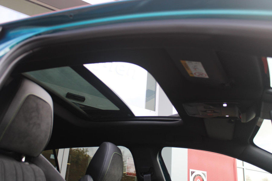 Peugeot e-408 GT AVANTAGE 58 kWh | PANORAMA SCHUIF/KANTEL DAK | WARMTEPOMP | HIFI PACK: (DRAADLOZE TELEFOONLADER, FOCAL PREMIUM HIFI SYSTEEM MET 10 SPEAKERS) | 360 VISION & DRIVE ASSIST PLUS PACK: (360° CAMERA MET 4 HD CAMERA'S, CLEAN CABIN,3D NAVIGATIE SYSTEEM) |  ELEKTRISCH VERSTELBARE VOORSTOELEN MET MASSAGE FUNCTIE EN STOELVERWARMING | BEKLEDING ALCANTARA/KUNSTLEDER | DRAADLOZE APPLE CARPLAY/ANDROID AUTO | 19" LICHTMETALEN VELGEN "GRAPHITE" | LED MATRIX KOPLAMPEN | DONKERE HEMELBEKLEDING | SFEER VERLICHTING | ELEKTRISCH BEDIENBARE ACHTERKLEP | PACK DRIVE PLUS PACK: (PACK SAFETY,