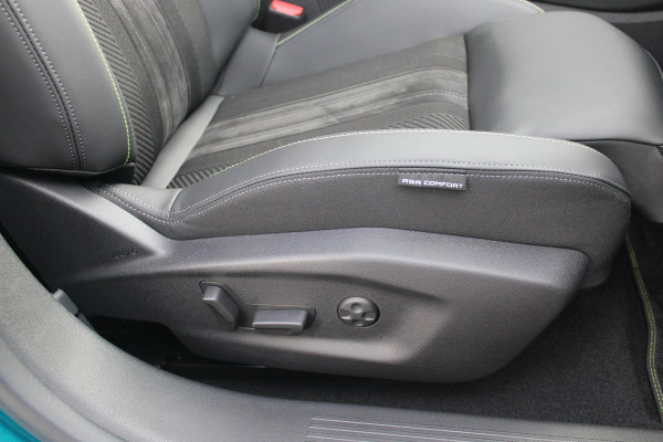 Peugeot e-408 GT AVANTAGE 58 kWh | PANORAMA SCHUIF/KANTEL DAK | WARMTEPOMP | HIFI PACK: (DRAADLOZE TELEFOONLADER, FOCAL PREMIUM HIFI SYSTEEM MET 10 SPEAKERS) | 360 VISION & DRIVE ASSIST PLUS PACK: (360° CAMERA MET 4 HD CAMERA'S, CLEAN CABIN,3D NAVIGATIE SYSTEEM) |  ELEKTRISCH VERSTELBARE VOORSTOELEN MET MASSAGE FUNCTIE EN STOELVERWARMING | BEKLEDING ALCANTARA/KUNSTLEDER | DRAADLOZE APPLE CARPLAY/ANDROID AUTO | 19" LICHTMETALEN VELGEN "GRAPHITE" | LED MATRIX KOPLAMPEN | DONKERE HEMELBEKLEDING | SFEER VERLICHTING | ELEKTRISCH BEDIENBARE ACHTERKLEP | PACK DRIVE PLUS PACK: (PACK SAFETY,