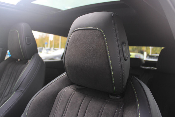 Peugeot e-408 GT AVANTAGE 58 kWh | PANORAMA SCHUIF/KANTEL DAK | WARMTEPOMP | HIFI PACK: (DRAADLOZE TELEFOONLADER, FOCAL PREMIUM HIFI SYSTEEM MET 10 SPEAKERS) | 360 VISION & DRIVE ASSIST PLUS PACK: (360° CAMERA MET 4 HD CAMERA'S, CLEAN CABIN,3D NAVIGATIE SYSTEEM) |  ELEKTRISCH VERSTELBARE VOORSTOELEN MET MASSAGE FUNCTIE EN STOELVERWARMING | BEKLEDING ALCANTARA/KUNSTLEDER | DRAADLOZE APPLE CARPLAY/ANDROID AUTO | 19" LICHTMETALEN VELGEN "GRAPHITE" | LED MATRIX KOPLAMPEN | DONKERE HEMELBEKLEDING | SFEER VERLICHTING | ELEKTRISCH BEDIENBARE ACHTERKLEP | PACK DRIVE PLUS PACK: (PACK SAFETY,