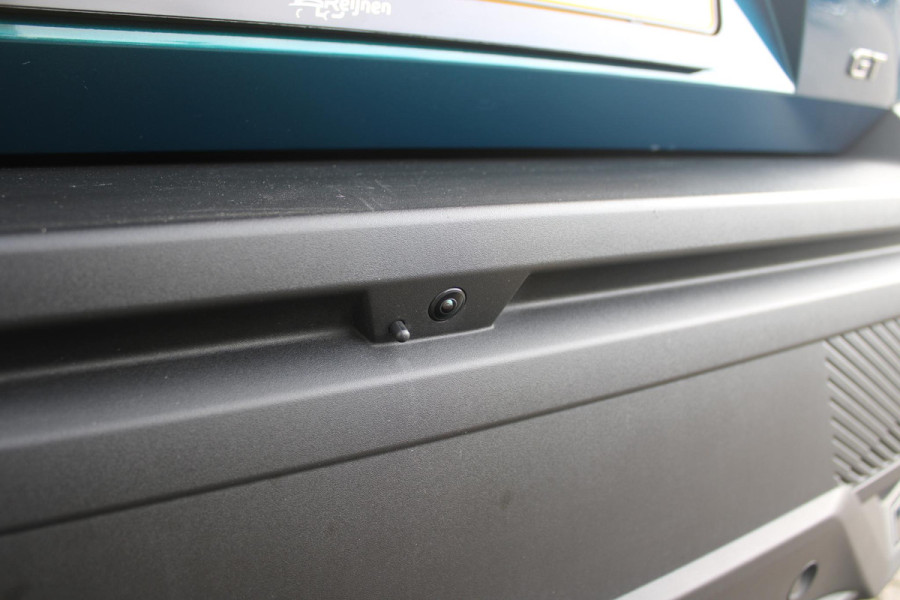 Peugeot e-408 GT AVANTAGE 58 kWh | PANORAMA SCHUIF/KANTEL DAK | WARMTEPOMP | HIFI PACK: (DRAADLOZE TELEFOONLADER, FOCAL PREMIUM HIFI SYSTEEM MET 10 SPEAKERS) | 360 VISION & DRIVE ASSIST PLUS PACK: (360° CAMERA MET 4 HD CAMERA'S, CLEAN CABIN,3D NAVIGATIE SYSTEEM) |  ELEKTRISCH VERSTELBARE VOORSTOELEN MET MASSAGE FUNCTIE EN STOELVERWARMING | BEKLEDING ALCANTARA/KUNSTLEDER | DRAADLOZE APPLE CARPLAY/ANDROID AUTO | 19" LICHTMETALEN VELGEN "GRAPHITE" | LED MATRIX KOPLAMPEN | DONKERE HEMELBEKLEDING | SFEER VERLICHTING | ELEKTRISCH BEDIENBARE ACHTERKLEP | PACK DRIVE PLUS PACK: (PACK SAFETY,