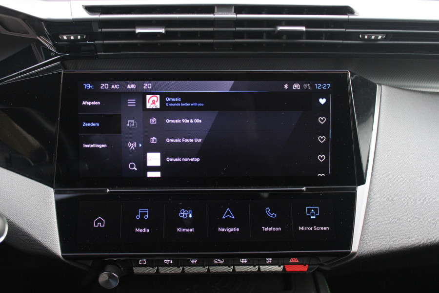 Peugeot e-408 GT AVANTAGE 58 kWh | PANORAMA SCHUIF/KANTEL DAK | WARMTEPOMP | HIFI PACK: (DRAADLOZE TELEFOONLADER, FOCAL PREMIUM HIFI SYSTEEM MET 10 SPEAKERS) | 360 VISION & DRIVE ASSIST PLUS PACK: (360° CAMERA MET 4 HD CAMERA'S, CLEAN CABIN,3D NAVIGATIE SYSTEEM) |  ELEKTRISCH VERSTELBARE VOORSTOELEN MET MASSAGE FUNCTIE EN STOELVERWARMING | BEKLEDING ALCANTARA/KUNSTLEDER | DRAADLOZE APPLE CARPLAY/ANDROID AUTO | 19" LICHTMETALEN VELGEN "GRAPHITE" | LED MATRIX KOPLAMPEN | DONKERE HEMELBEKLEDING | SFEER VERLICHTING | ELEKTRISCH BEDIENBARE ACHTERKLEP | PACK DRIVE PLUS PACK: (PACK SAFETY,