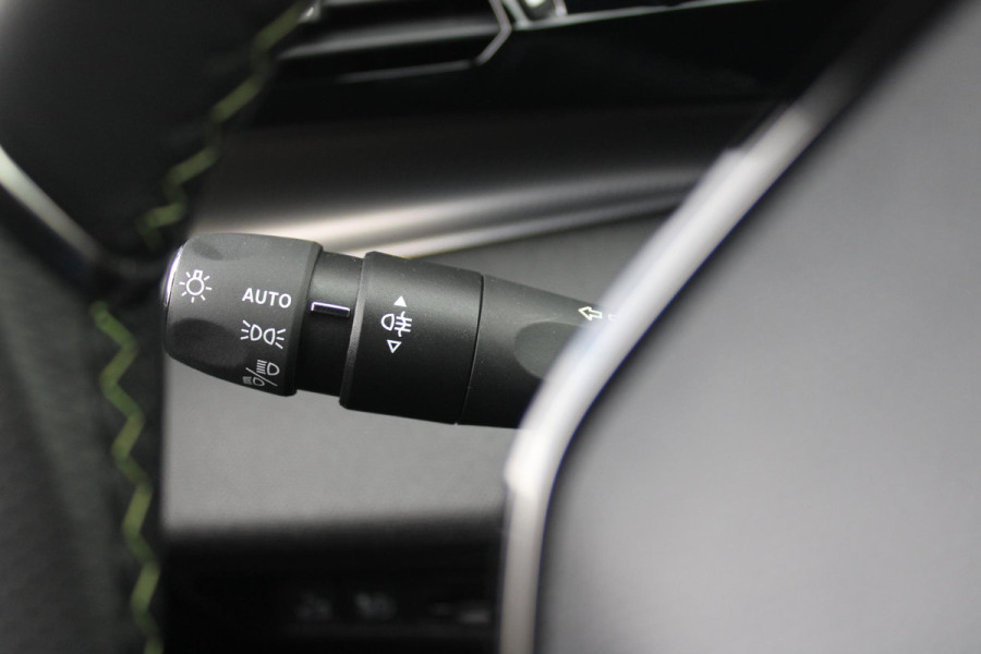 Peugeot e-408 GT AVANTAGE 58 kWh | PANORAMA SCHUIF/KANTEL DAK | WARMTEPOMP | HIFI PACK: (DRAADLOZE TELEFOONLADER, FOCAL PREMIUM HIFI SYSTEEM MET 10 SPEAKERS) | 360 VISION & DRIVE ASSIST PLUS PACK: (360° CAMERA MET 4 HD CAMERA'S, CLEAN CABIN,3D NAVIGATIE SYSTEEM) |  ELEKTRISCH VERSTELBARE VOORSTOELEN MET MASSAGE FUNCTIE EN STOELVERWARMING | BEKLEDING ALCANTARA/KUNSTLEDER | DRAADLOZE APPLE CARPLAY/ANDROID AUTO | 19" LICHTMETALEN VELGEN "GRAPHITE" | LED MATRIX KOPLAMPEN | DONKERE HEMELBEKLEDING | SFEER VERLICHTING | ELEKTRISCH BEDIENBARE ACHTERKLEP | PACK DRIVE PLUS PACK: (PACK SAFETY,