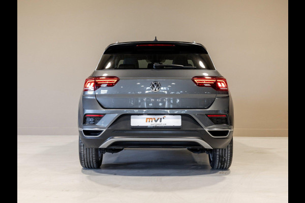 Volkswagen T-Roc 1.5 TSI Sport / 150pk / Panorama dak / Lederen bekleding / Achteruitrijcamera / Stoelverwarming /