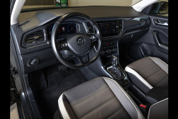 Volkswagen T-Roc 1.5 TSI Sport / 150pk / Panorama dak / Lederen bekleding / Achteruitrijcamera / Stoelverwarming /