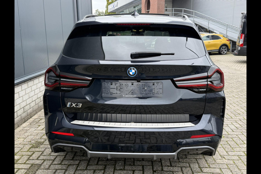 BMW iX3 Executive M Sport 80 kWh 19"/SOH 99,9%/Panoramadak/Leder + memory/Stoelverwarming/Dodehoek/Elektrische klep/Camera/Adaptieve cruise/Apple Carplay & Android Auto