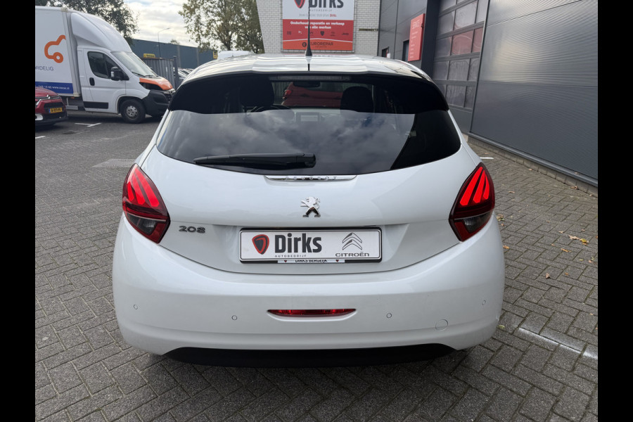 Peugeot 208 110pk Allure (Automatische Airco - Navigatie - Apple Carplay - Parkersensoren - Lichtmetalen velgen)