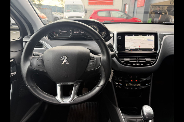 Peugeot 208 110pk Allure (Automatische Airco - Navigatie - Apple Carplay - Parkersensoren - Lichtmetalen velgen)