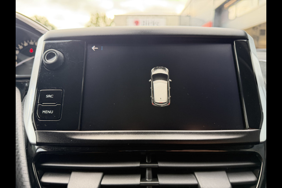 Peugeot 208 110pk Allure (Automatische Airco - Navigatie - Apple Carplay - Parkersensoren - Lichtmetalen velgen)
