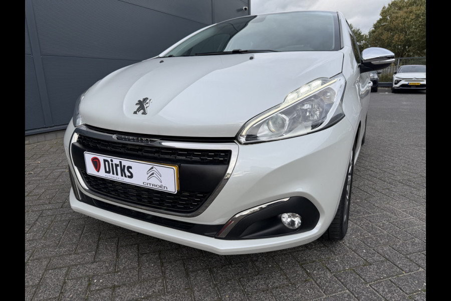 Peugeot 208 110pk Allure (Automatische Airco - Navigatie - Apple Carplay - Parkersensoren - Lichtmetalen velgen)