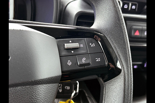 Opel Combo 1.5 BlueHDi 130pk L2 Automaat Apple Carplay / Android Auto Navigatie Trekhaak Airco Camera Cruise Control Parkeersensoren V+A DAB