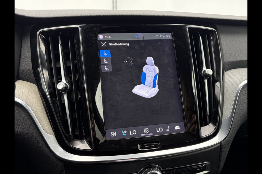 Volvo V60 2.0 T6 PHEV AWD Plus Dark Elek.Trekhaak HK Leer 360° Stoelverw+Ventilatie VOL!