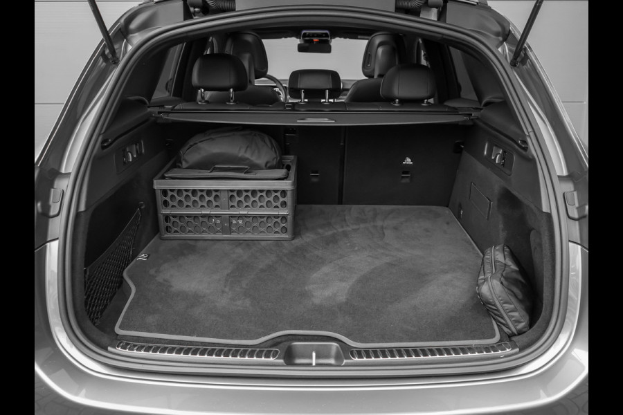 Mercedes-Benz GLC 300e 4MATIC AMG Pano Distronic Night Keyless 360° 20"