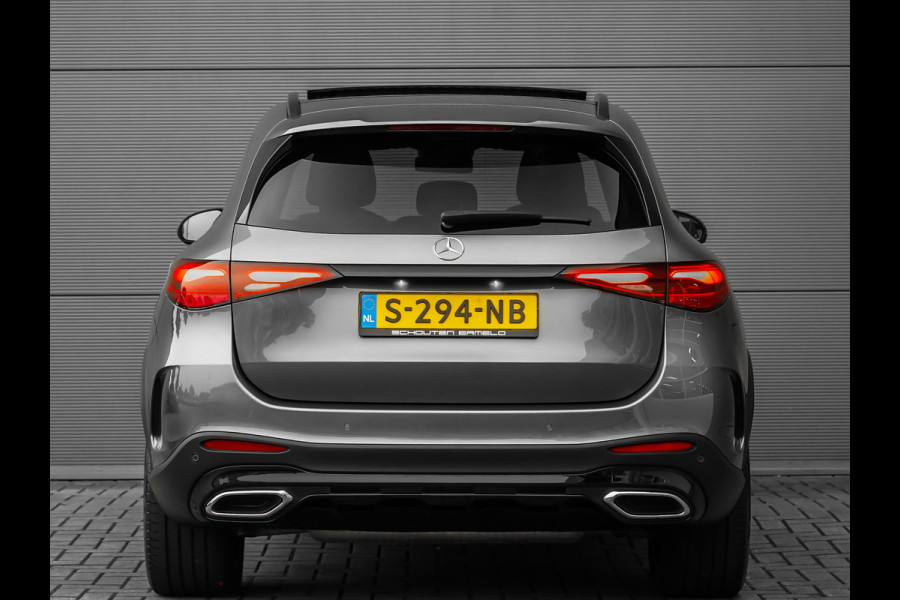 Mercedes-Benz GLC 300e 4MATIC AMG Pano Distronic Night Keyless 360° 20"