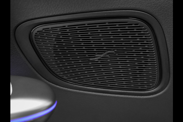 Mercedes-Benz GLC 300e 4MATIC AMG Pano Distronic Night Keyless 360° 20"