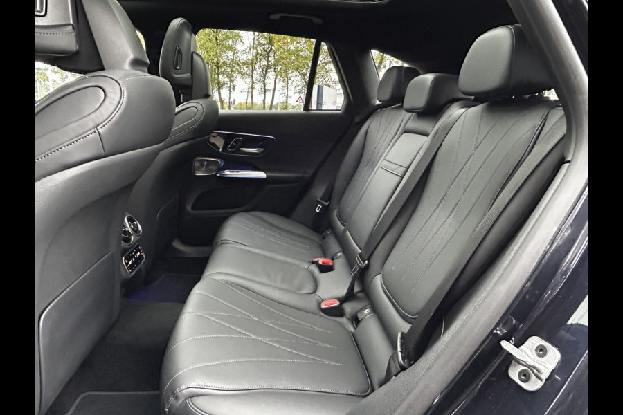 Mercedes-Benz GLC 400e AMG 4Matic // Luchtvering // Achteras besturing // Headup // Trekhaak // Memory // Burmester // 360 Camera // Keyless