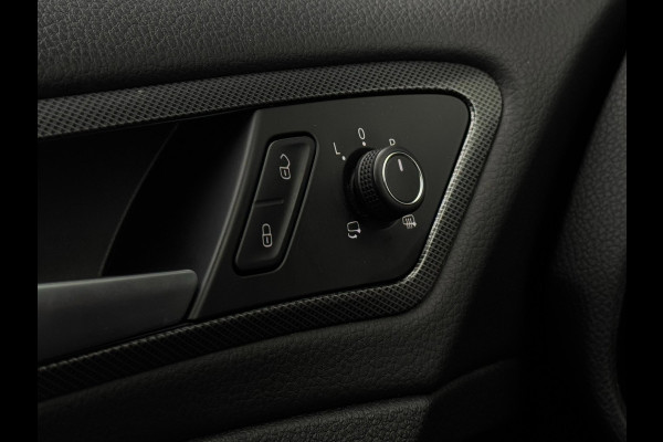 Volkswagen Golf 2.0 TSI GTI TCR | Pano | ACC | Camera | Keyless