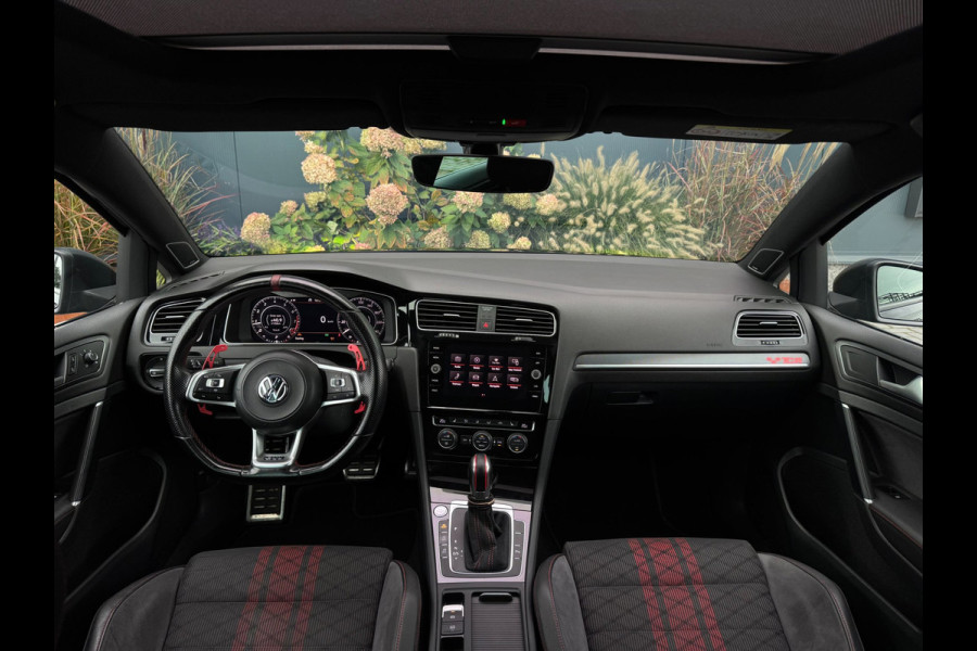 Volkswagen Golf 2.0 TSI GTI TCR | Pano | ACC | Camera | Keyless