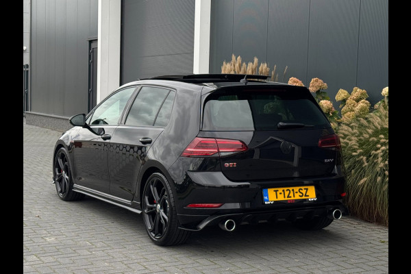 Volkswagen Golf 2.0 TSI GTI TCR | Pano | ACC | Camera | Keyless